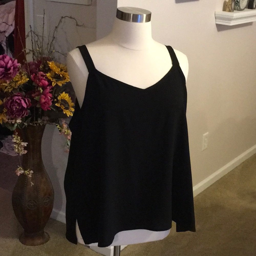 MOD Lusive essential black tank top size 2x